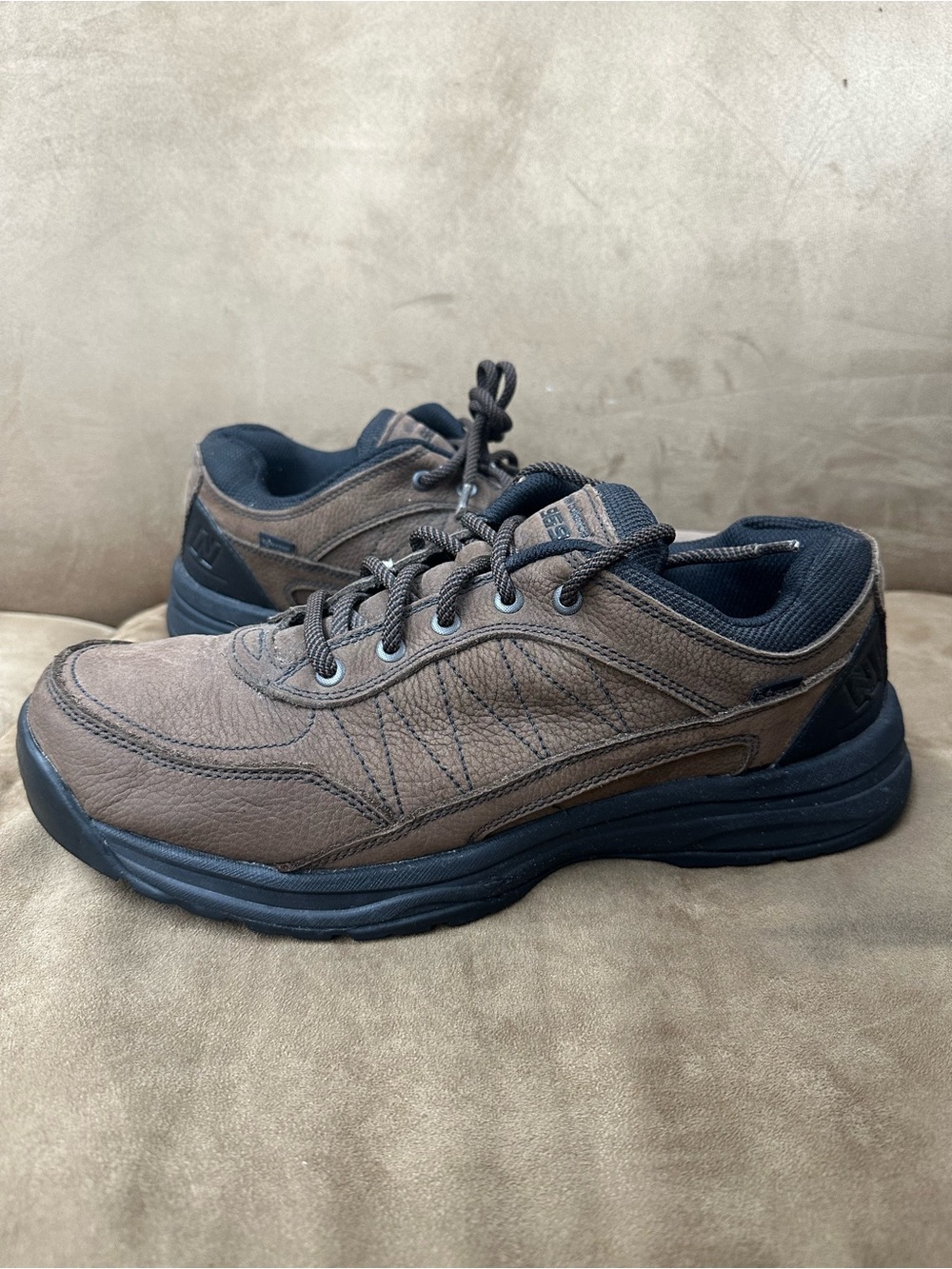 New balance MW969 brown men’s walking trail shoes size 13